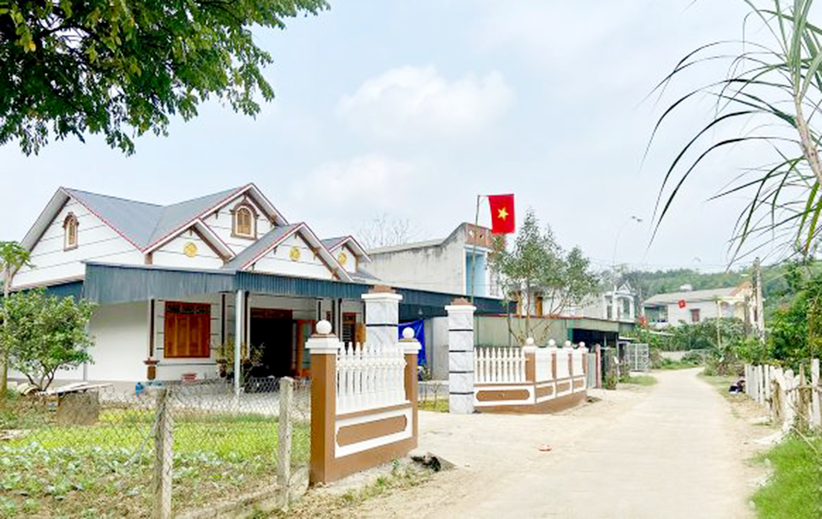 Những thôn thông minh là điểm tựa xây dựng nông thôn mới ở xã Xuân Vân &lpar;Ảnh: TQO&rpar;.