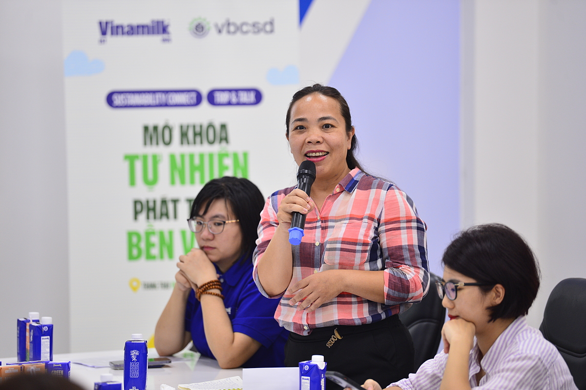 Chị Nguyễn Quỳnh Nga, Phó giám đốc Văn phòng Doanh nghiệp vì sự phát triển bền vững của VCCI chia sẻ. Ảnh: Quang Định.