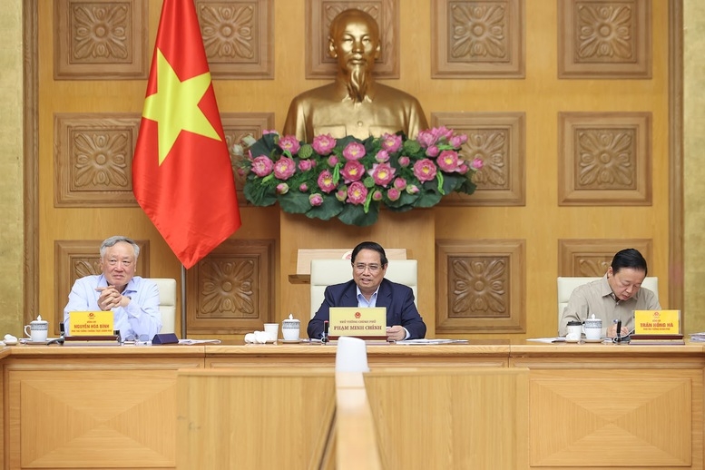 Thủ tướng Phạm Minh Chính chủ trì Hội nghị sơ kết 1 tháng vận hành chính quyền địa phương 2 cấp &lpar;Ảnh: VGP&rpar;.