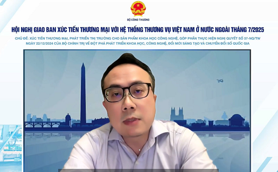 Ông Đỗ Ngọc Hưng, Tham tán Thương mại Việt Nam tại Hoa Kỳ.