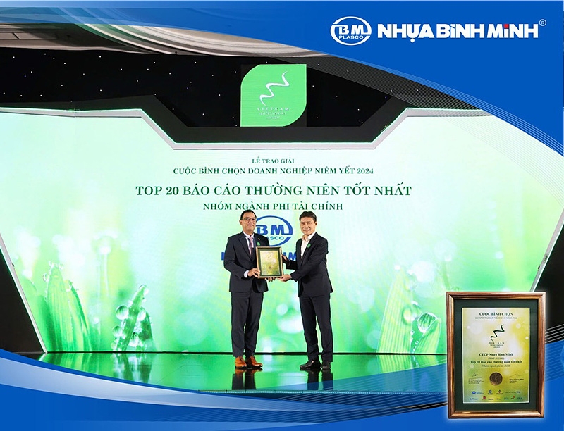 Đại diện Nhựa Bình Minh nhận giải thưởng Top 20 Báo cáo thường niên tốt nhất năm 2024 - nhóm ngành phi tài chính.