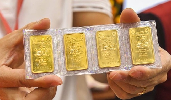 Giá vàng miếng SJC điều chỉnh nhẹ.