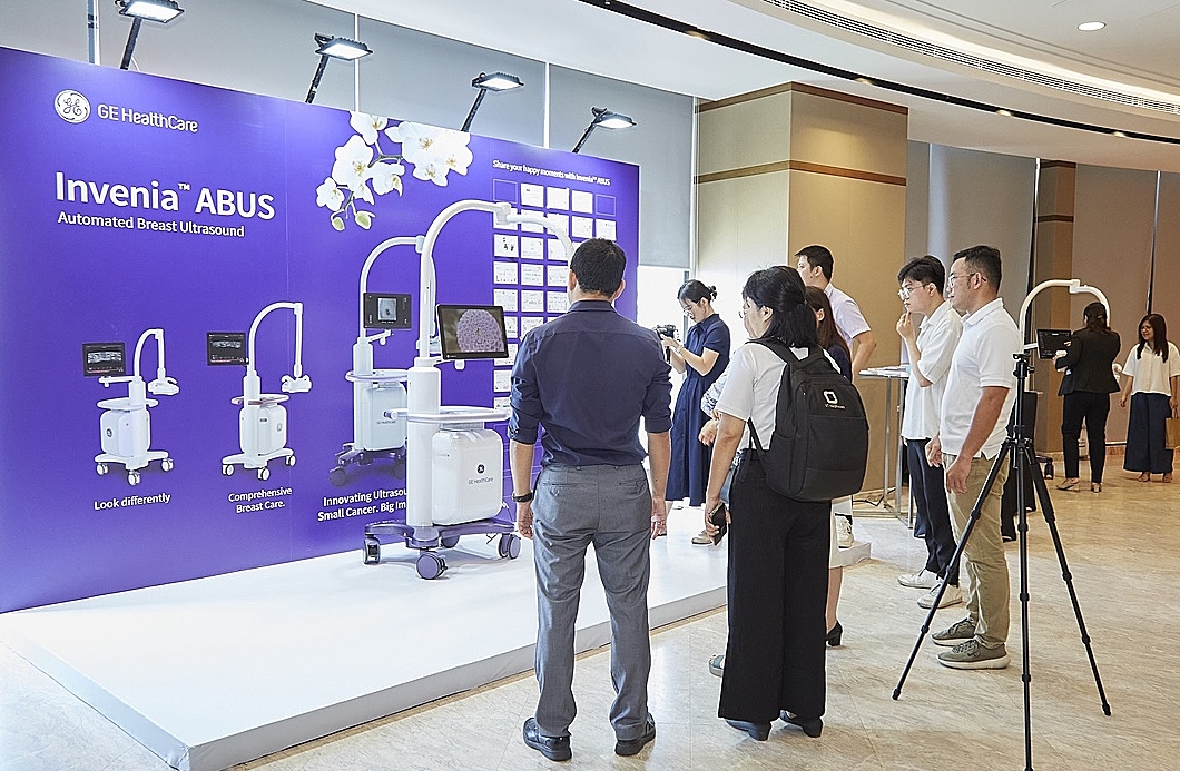 GE HealthCare đưa vũ khí AI chống ung thư vú về Việt Nam