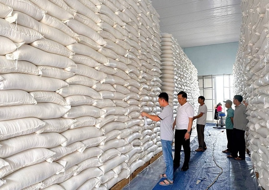 7 tháng đầu năm, toàn ngành lúa gạo xuất siêu 1,81 tỷ USD, giảm 30%.