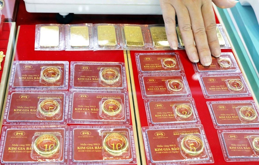 Giá vàng trong nước tăng tới 500.000 đồng/lượng.