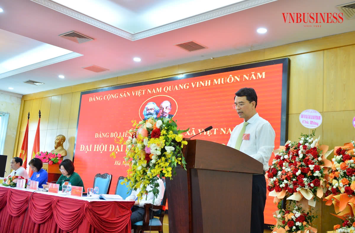 Phó Chủ tịch Liên minh HTX Việt Nam Đinh Hồng Thái phát biểu tại đại hội.