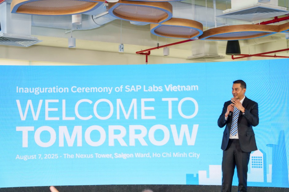 Manik Saha, giám đốc điều hành của SAP Labs Singapore và Việt Nam, cho biết gã khổng lồ phần mềm Đức đang thực hiện một cách tiếp cận thận trọng để mở rộng đội ngũ kỹ sư của mình nhằm duy trì chất lượng. ẢNH: SAP