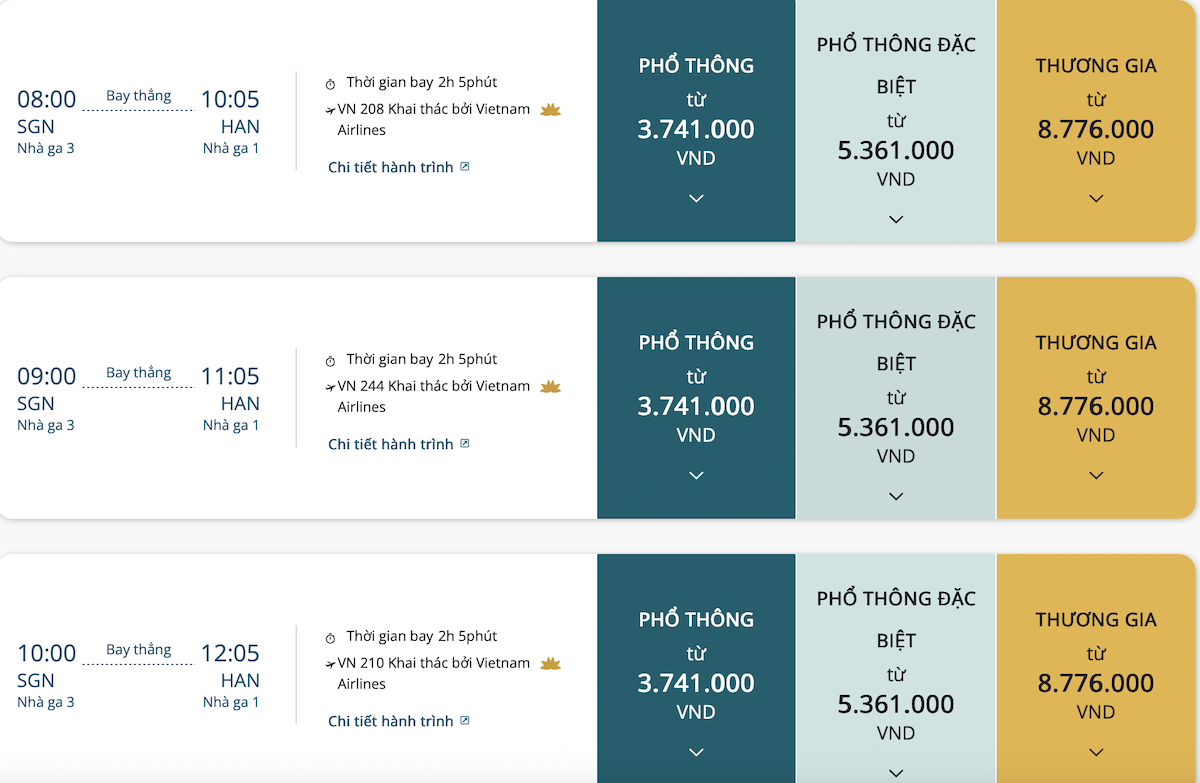 Giá vé máy bay chặng TP. Hồ Chí Minh - Hà Nội dịp Quốc Khánh 2/9 tăng đột biến.