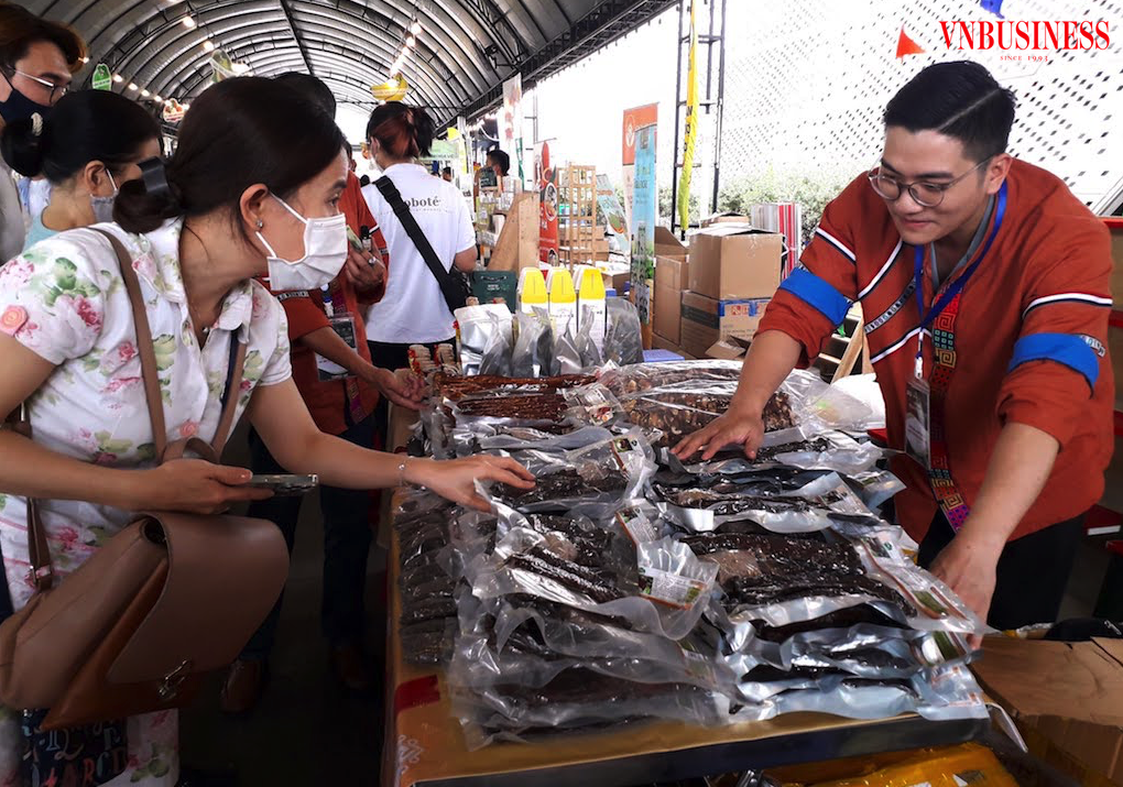 Làm gì để đối phó mối nguy giả mạo xuất xứ nông sản?