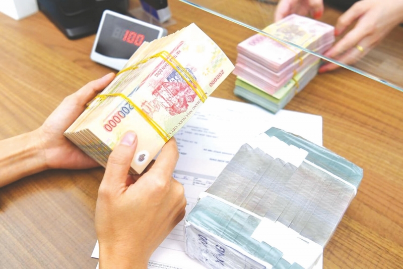 Một số ngân hàng đề xuất bỏ hoặc làm rõ một số vấn đề trong quy định lãnh đạo ngân hàng, cổ đông lớn không được chi trả bảo hiểm tiền gửi.