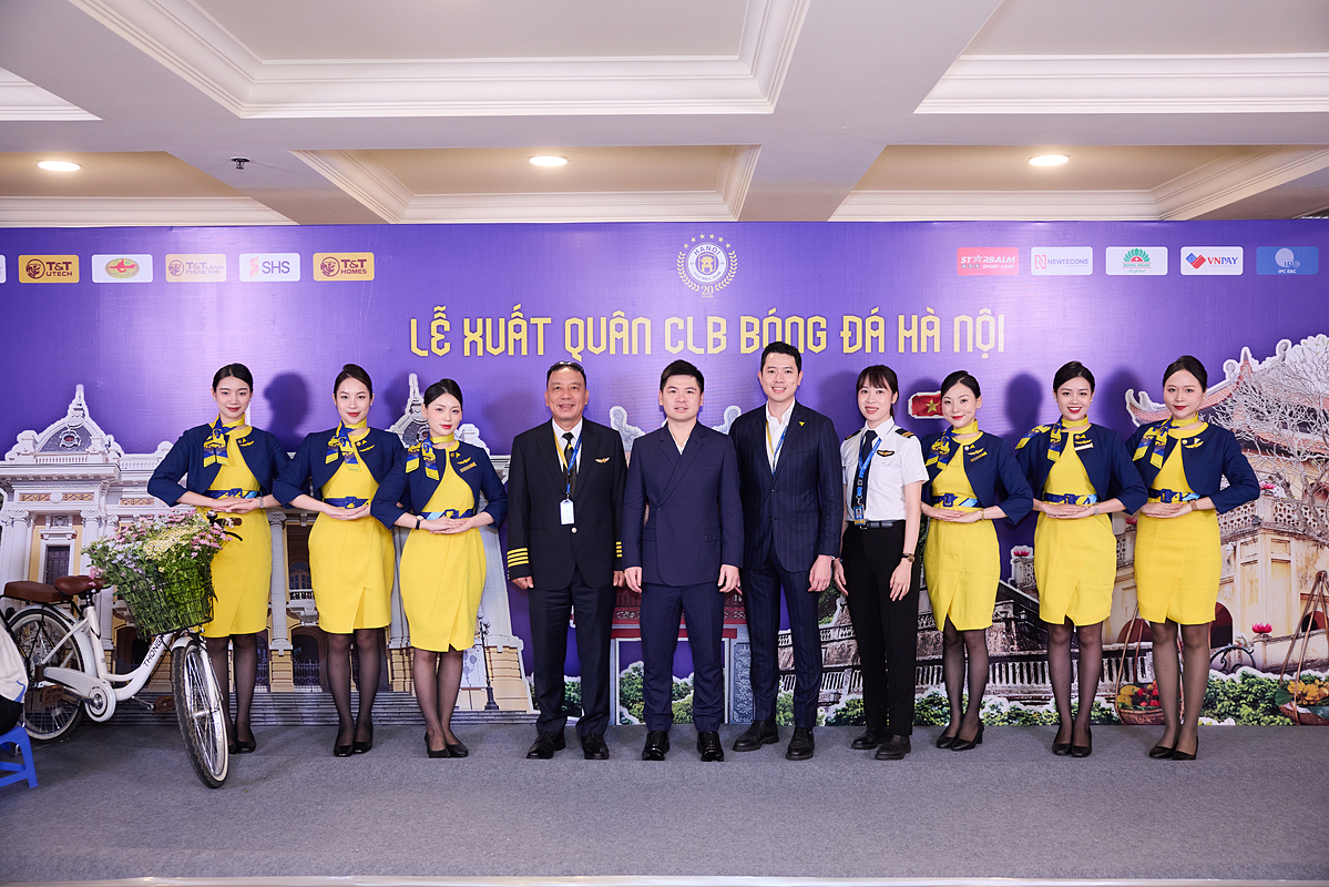 Vietravel Airlines là Nhà tài trợ vận chuyển hàng không chính thức của Hanoi FC mùa giải V.League 2025/2026.