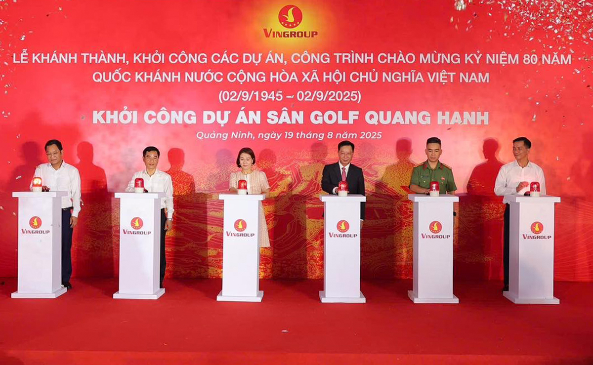Cùng ngày, Vingroup khởi công sân Golf 18 hố tiêu chuẩn quốc tế tại Quang Hanh, Quảng Ninh.