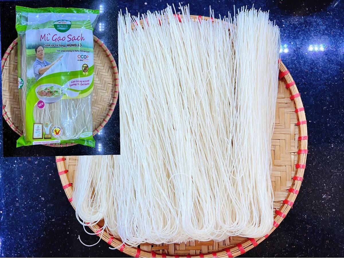 Quyết tâm giữ gìn nghề truyền thống, người dân Phú Thọ thay đổi nếp nghĩ, cách làm, tạo ra sản phẩm mì gạo chất lượng, từng bước tạo dựng thương hiệu, uy tín, sức cạnh tranh trên thị trường trong nước và quốc tế.