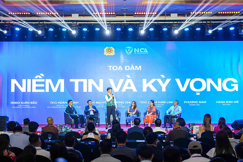 Hội nghị “KOL với kỷ nguyên vươn mình của dân tộc” &lpar;KOL summit 2025&rpar; do Hiệp hội An ninh mạng quốc gia phối hợp Cục An ninh mạng và phòng, chống tội phạm sử dụng công nghệ cao tổ chức đã diễn ra tại Hà Nội.