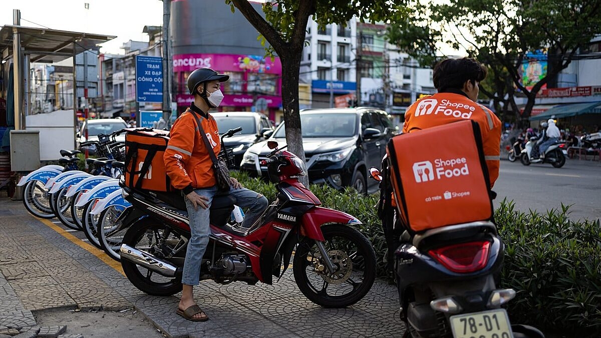 Mỗi đơn hàng là một lần thương hiệu được giao.