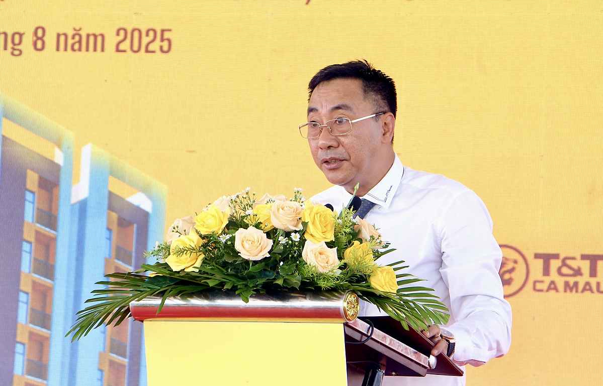 Ông Nguyễn Anh Tuấn, Phó Tổng Giám đốc Tập đoàn T&T Group phát biểu tại lễ khởi công.
