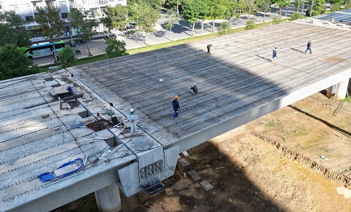 Sự kiện khởi công và khánh thành đồng loạt hàng trăm công trình là minh chứng cho quyết tâm đầu tư mạnh mẽ vào hạ tầng, một động lực tăng trưởng kinh tế của Việt Nam trong giai đoạn tới.