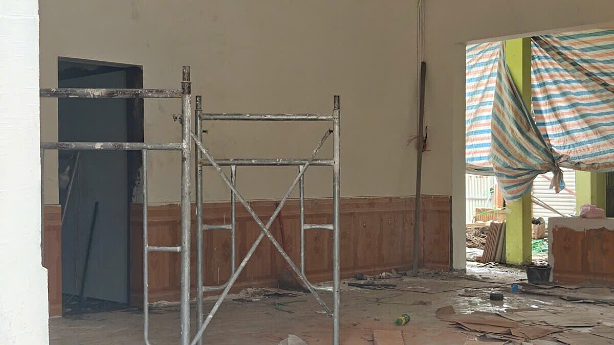 Gần hết thời gian thi công, nhưng tại trưởng Mầm non Hưng Đạo công ty TNHH Long Hải vẫn còn nhiều phần việc phải hoàn thành.