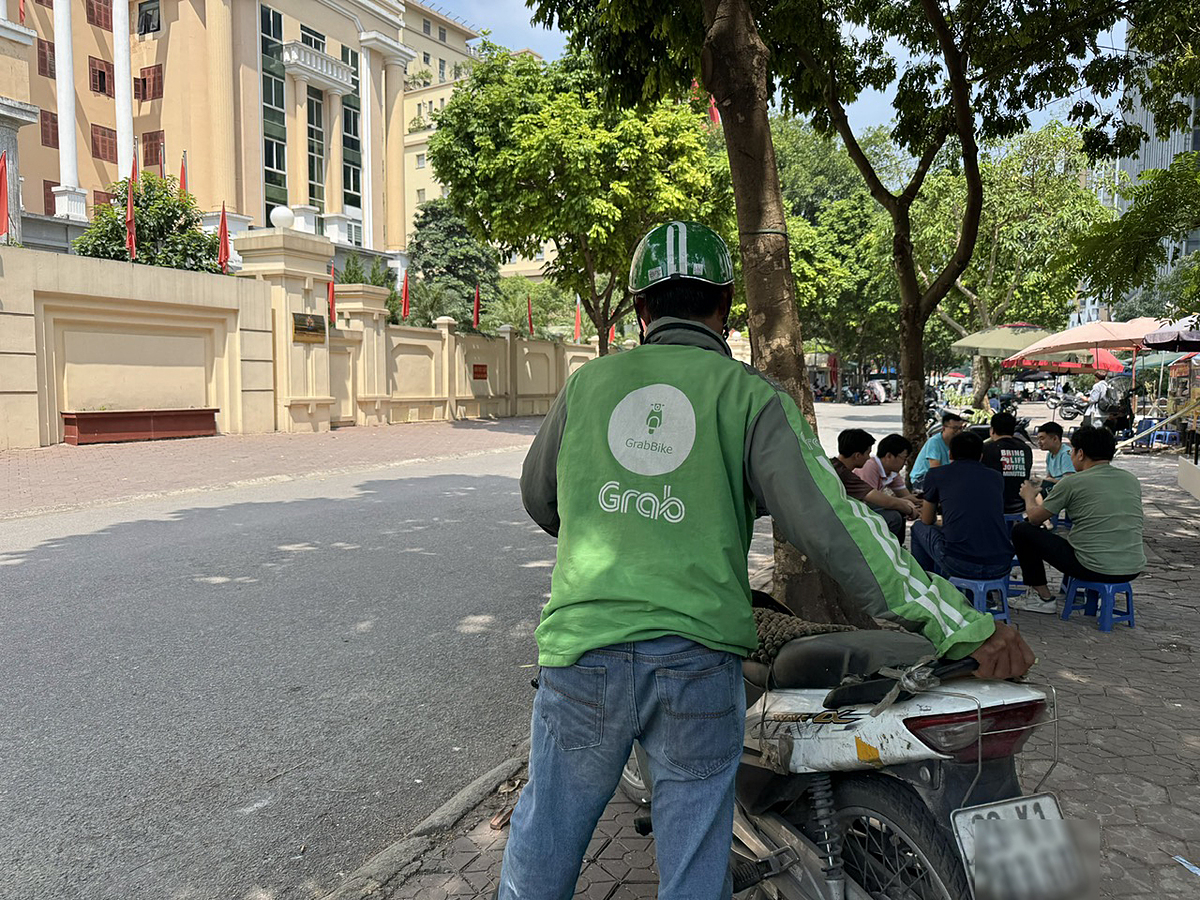 Grab cho rằng cần giải quyết được các mối quan tâm của người sử dụng xe điện nói chung và của tài xế công nghệ và giao hàng nói riêng.