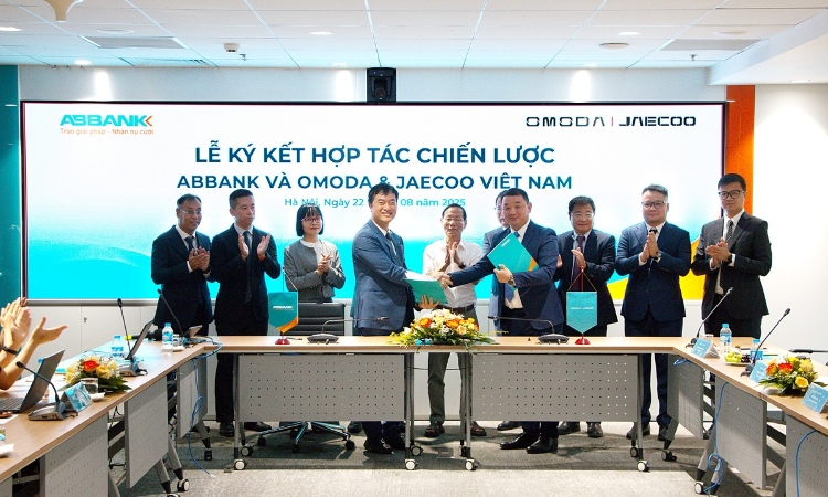 ABBank – Omoda & Jaecoo Việt Nam hợp tác, thêm dòng xe cao cấp cho khách hàng lựa chọn