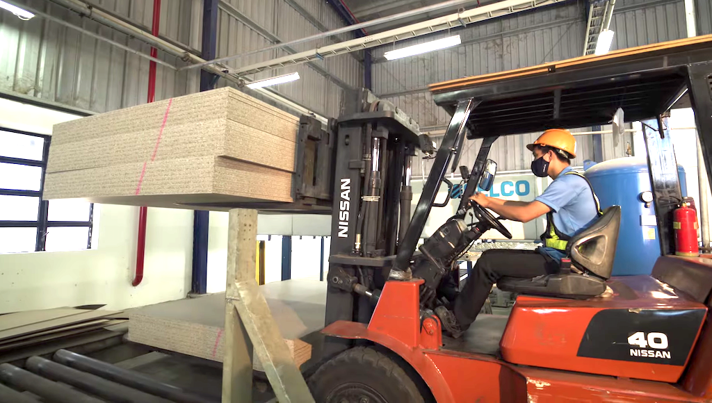 Chi phí logistics đang chiếm 20-30% chi phí XK của các DN ngành gỗ.