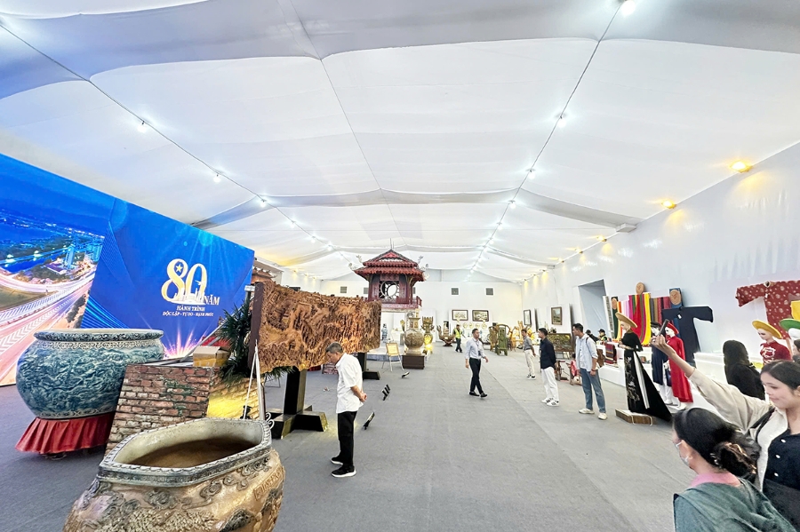 Không gian truyền thống và sáng tạo Hà Nội 2025 gây ấn tượng với nhiều hoạt động đặc sắc.