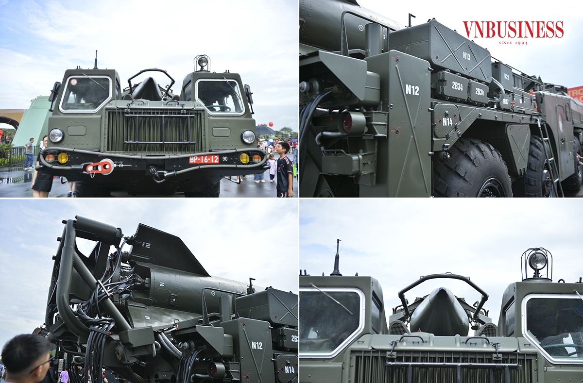 Tên lửa Scud-B có tầm bắn xa nhất đến 300km, với chiều dài 11,25m, đầu đạn khoảng 950kg .