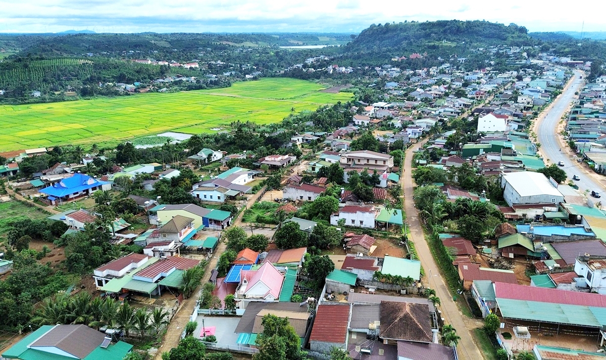 Nông thôn mới ở Lâm Đồng đang khởi sắc toàn diện &lpar;Ảnh: BLĐ&rpar;.