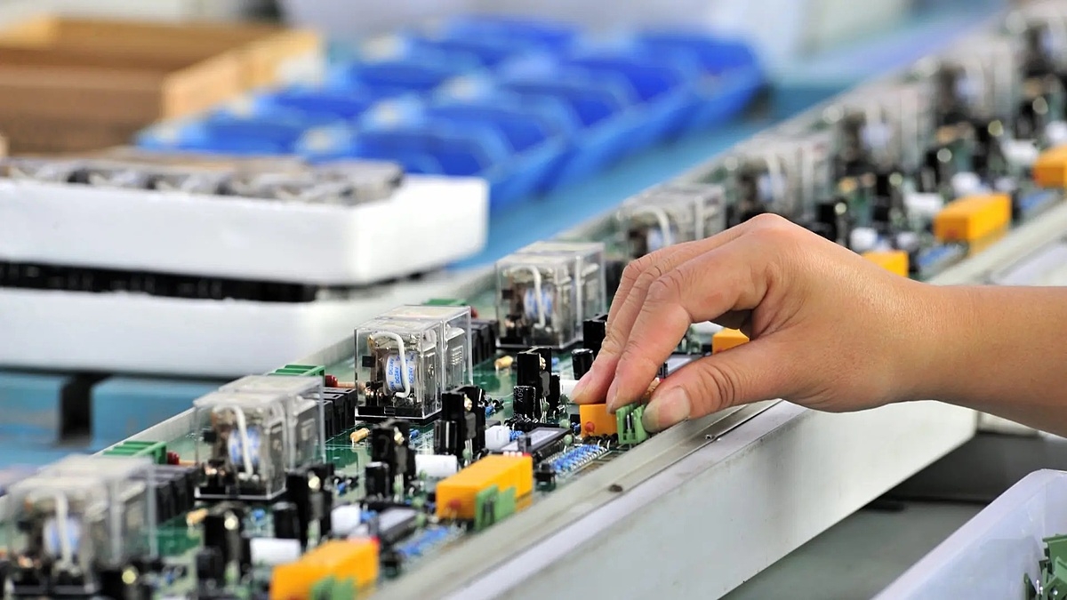 Đại diện Hiệp hội Doanh nghiệp Điện tử Việt Nam cho biết chưa doanh nghiệp nào phải chịu mức thuế chuyển tải 40%.