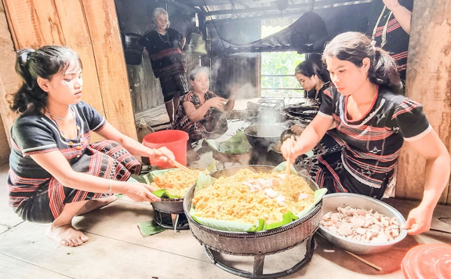 Điều kỳ vọng là dưới “ngồi nhà chung” HTX để “hồi sinh” du lịch cộng đồng sẽ góp phần tạo sinh kế lâu dài cho đồng bào dân tộc thiểu số ở xã Đakrông.