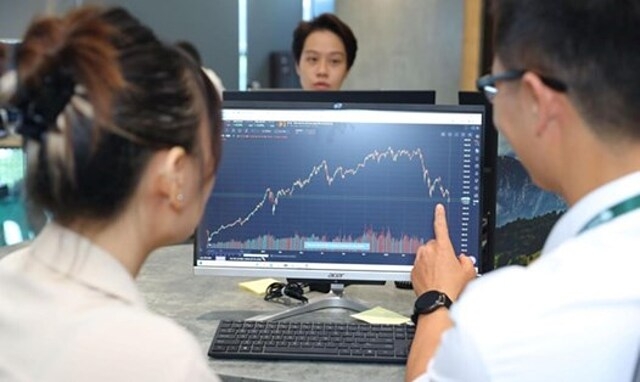 TTCK được kỳ vọng sẽ có con sóng thần thứ 5.