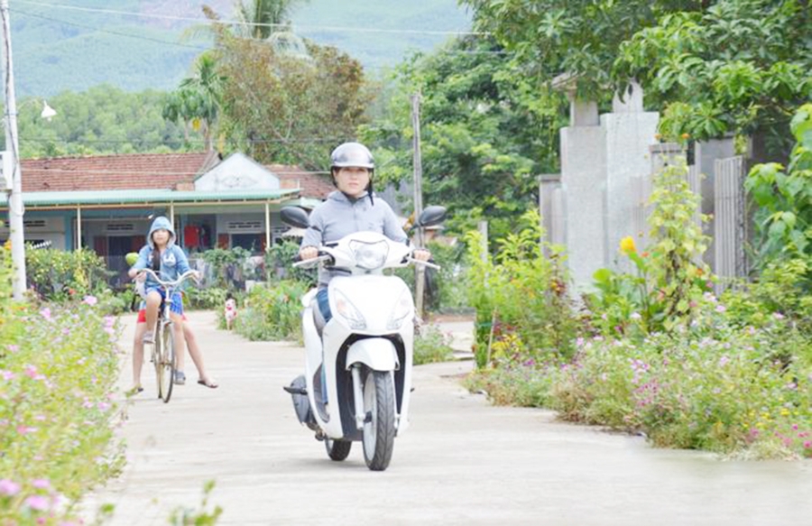 Sự chuyển mình của nông nghiệp và đóng góp của các HTX là động lực phát triển nông thôn mới ở Quảng Ngãi.