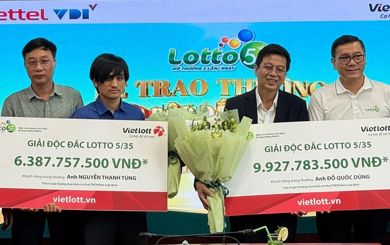 Số ít người dám công khai nhận giải như anh Tùng và anh Dũng.