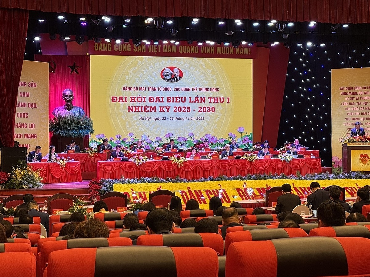 Phiên khai mạc Đại hội đại biểu Đảng bộ Mặt trận Tổ quốc &lpar;MTTQ&rpar;, các đoàn thể Trung ương lần thứ I, nhiệm kỳ 2025 - 2030.