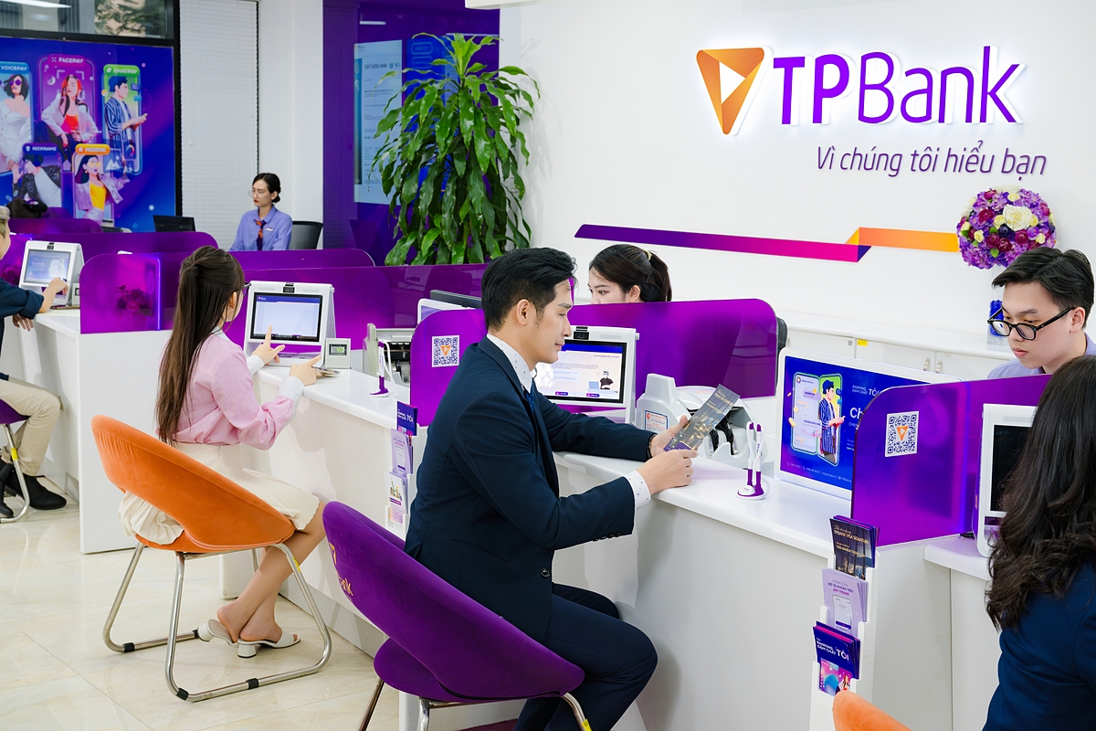 TPBank được đánh giá là một trong những đơn vị tiên phong chủ động thiết kế các sản phẩm và dịch vụ dành riêng cho khách hàng doanh nghiệp siêu nhỏ và tiểu thương.