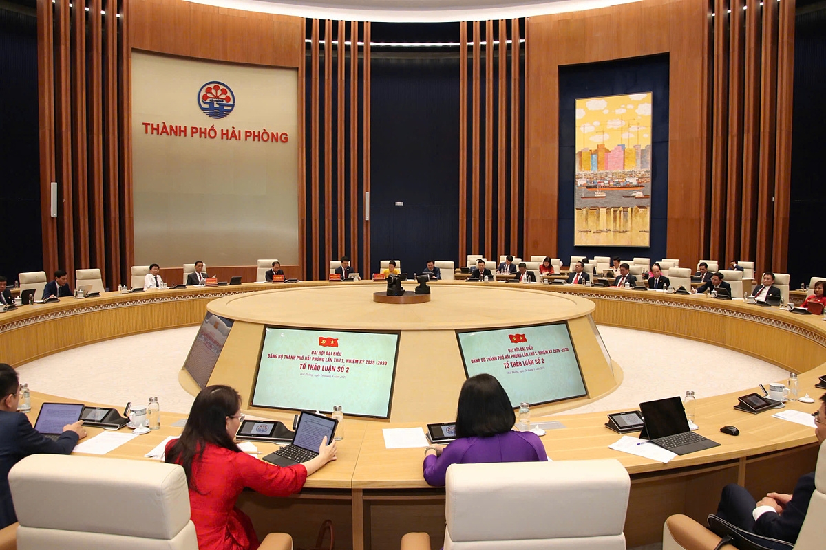 Các tổ thảo luận tại Đại hội đại biểu Đảng bộ Hải Phòng lần thứ I, nhiệm kỳ 2025-2030.