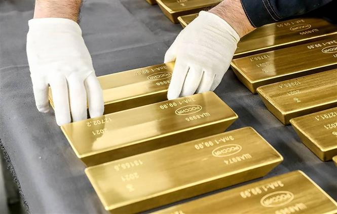 Bỏ độc quyền, nhập khẩu vàng vẫn phải chờ đến năm 2026