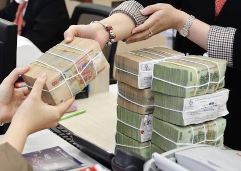 MBS dự báo lãi suất huy động kỳ hạn 12 tháng của các ngân hàng thương mại tư nhân sẽ có dư địa giảm nhẹ 2 điểm cơ bản, về mức 4,7% vào cuối năm 2025.