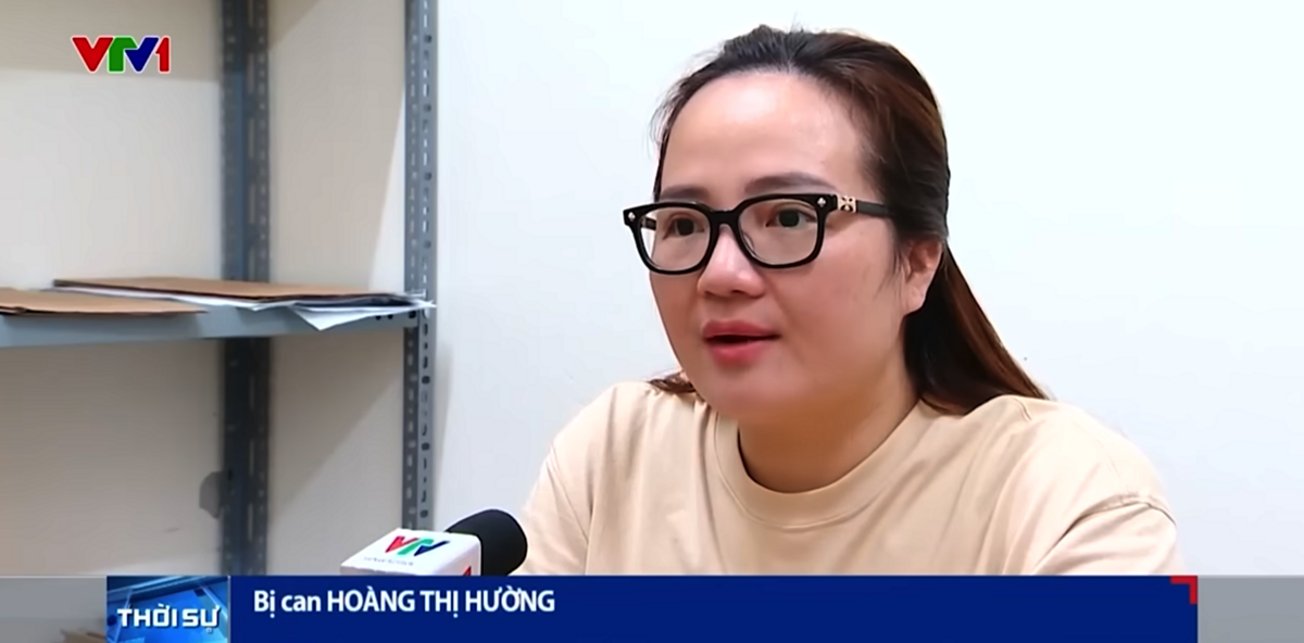 Hoàng Hường tại cơ quan công an.