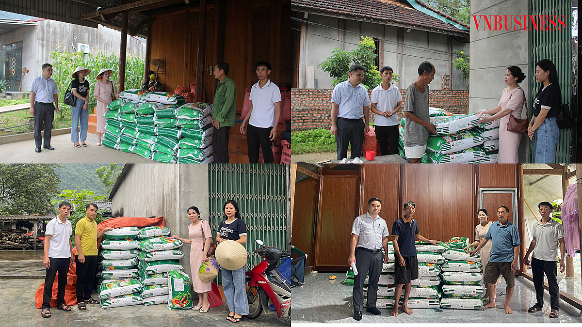 Các hộ dân vui mừng khi nhận được sản phẩm hỗ trợ, góp phần tăng năng suất cây trồng.