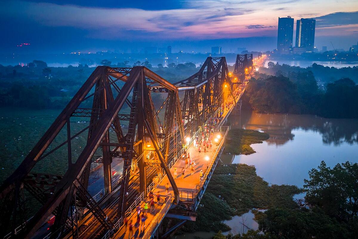 Giải Marathon Quốc tế Hà Nội Techcombank chạy qua những địa danh văn hóa, lịch sử đẹp nhất của Thủ đô Hà Nội.