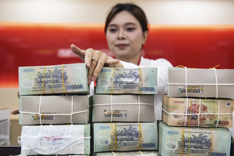 Các TCTD dự báo trong quý IV/2025, mặt bằng lãi suất huy động vốn duy trì ổn định trong khi mặt bằng lãi suất cho vay tiếp tục xu hướng giảm nhẹ.