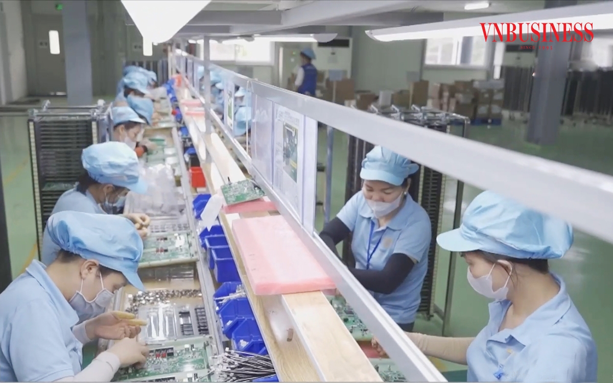 Hà Nội đang chủ động đi trước đón đầu công nghiệp bán dẫn.