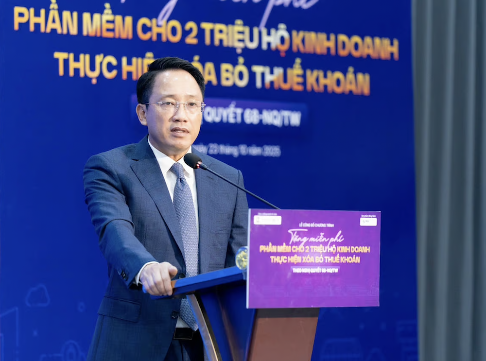 Phó Cục trưởng Cục Thuế Mai Sơn phát biểu.