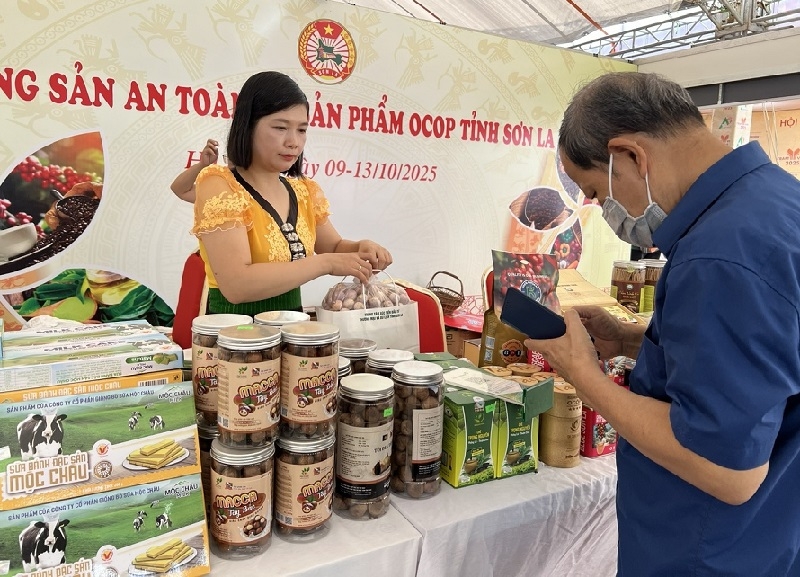 Đến năm 2030, khoảng 45% số doanh nghiệp nhỏ và vừa sẽ tham gia các sàn TMĐT