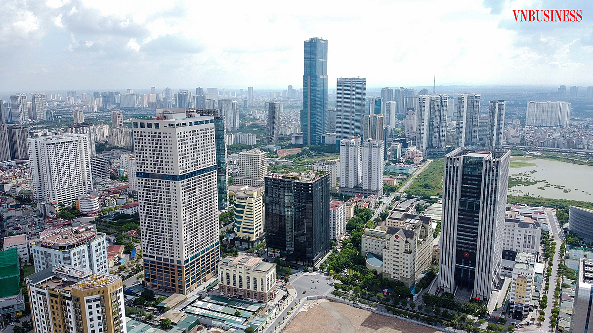 Hà Nội bước vào chu kỳ điều chỉnh giá đất mới - phản ánh xu hướng phát triển cân bằng giữa trung tâm và khu vực ngoại thành.