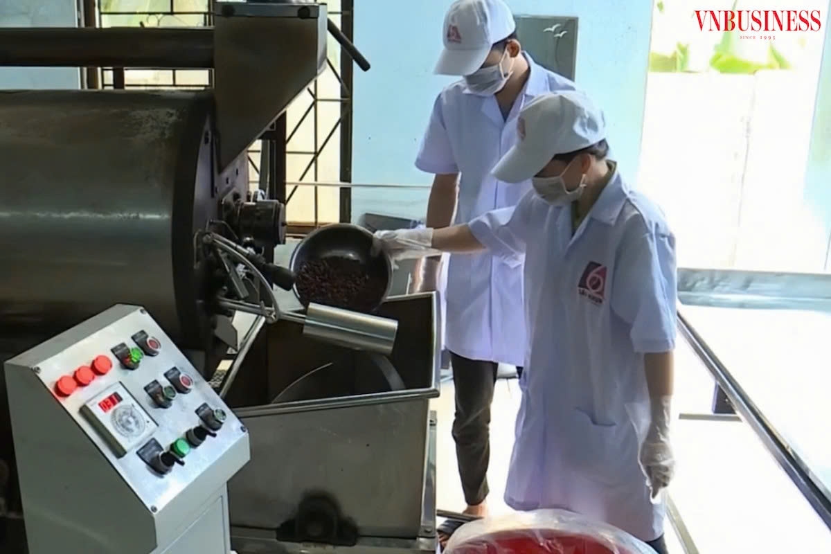 Quy trình sản xuất được hiện đại hoá, hướng tới nông nghiệp thông minh và bền vững.