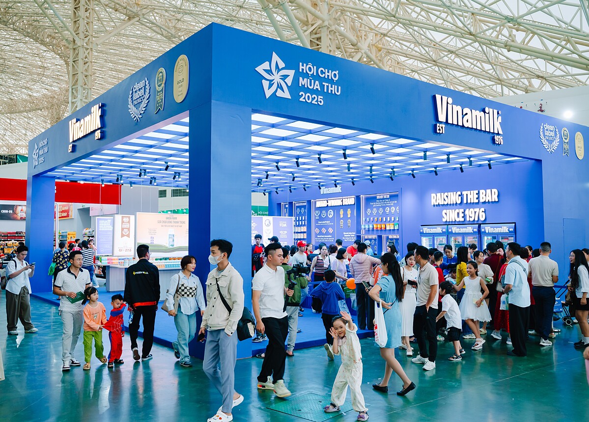 Nhiều sản phẩm mới, đột phá của Vinamilk phục vụ người tiêu dùng tại Hội chợ Mùa Thu 2025