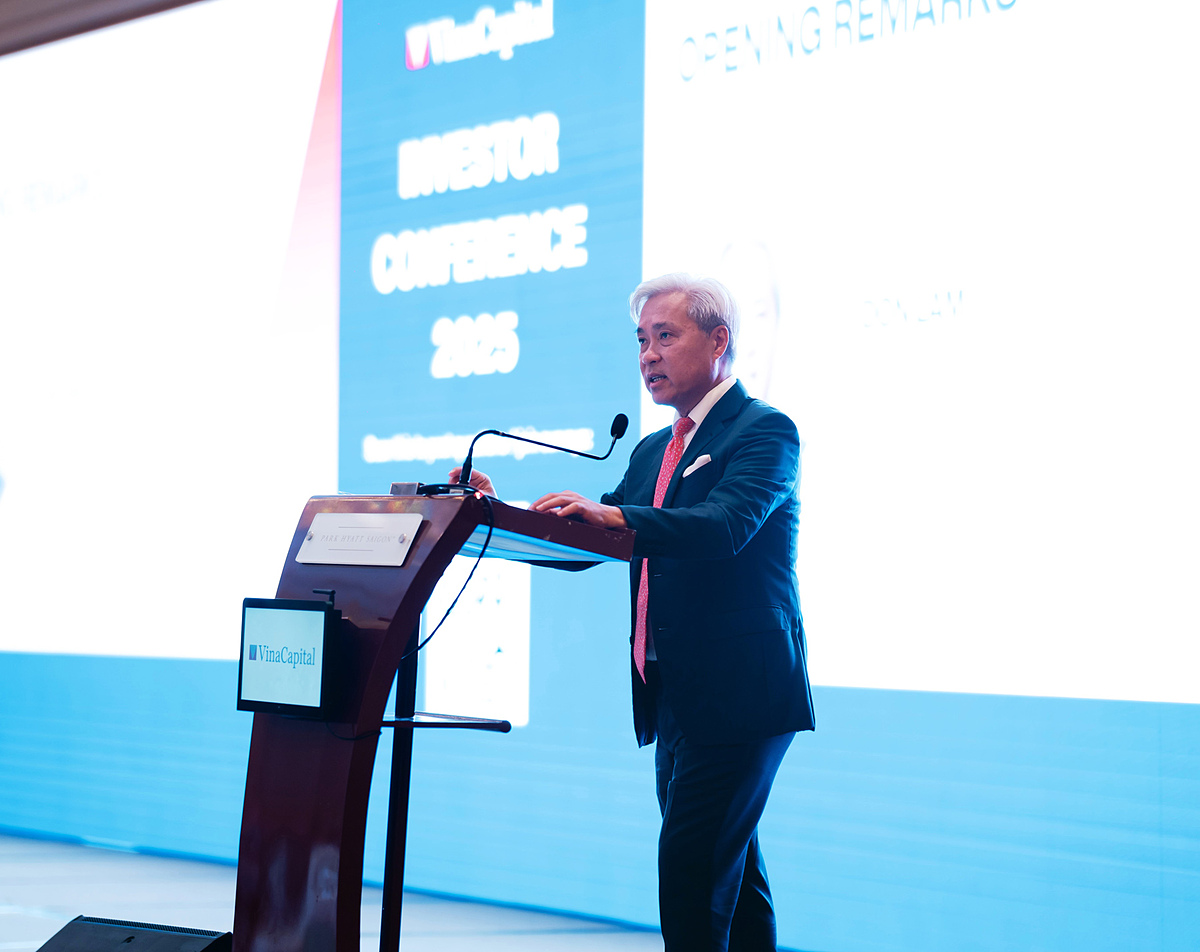 Ông Don Lam, Tổng giám đốc và Cổ đông sáng lập Tập đoàn VinaCapital, phát biểu tại hội nghị.
