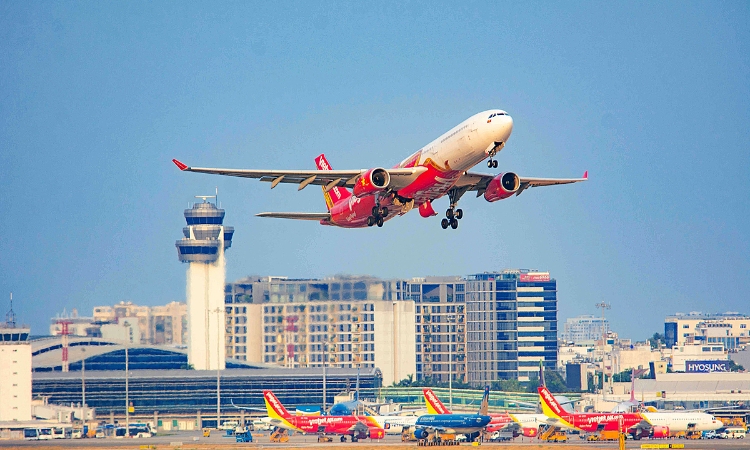 Vietjet tăng trưởng mạnh trong Quý III/2025, chia cổ tức 20% bằng cổ phiếu
